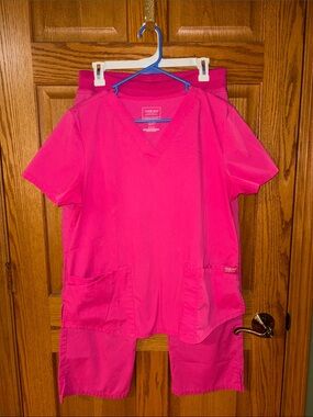 Cherokee scrub set sz MEDIUM Hot Pink CUTE SCRUB SET nurse medical cherokee set